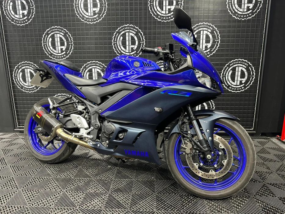 Yamaha R  3