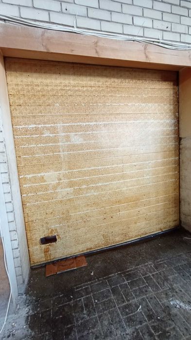 Секційні ворота. Робочий стан. Акція.