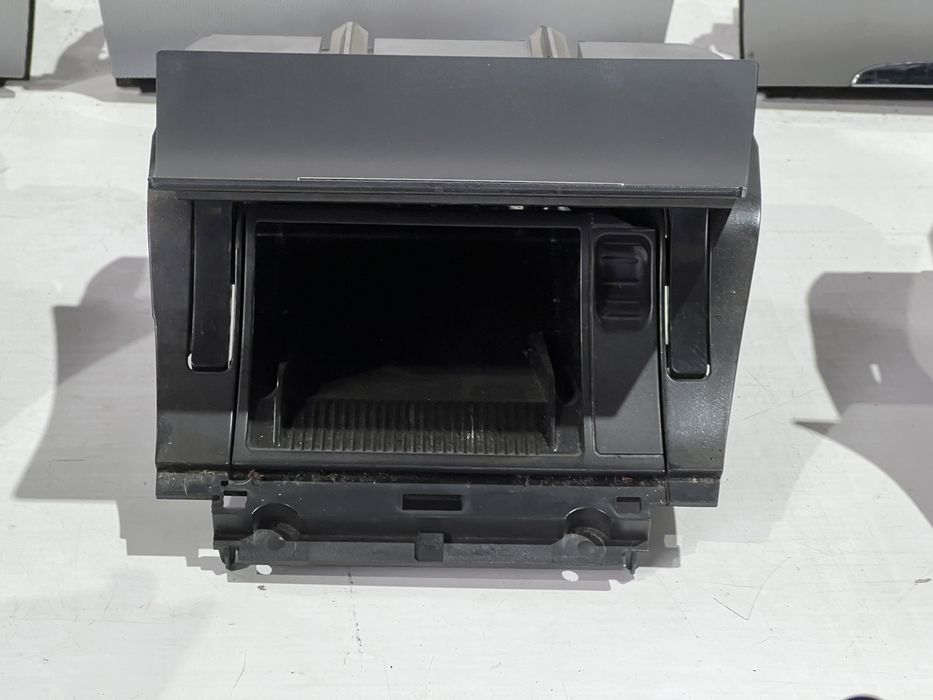 пепельница passat b6 пассат б6 гольф 5 шкода а5 бардачок попільничка