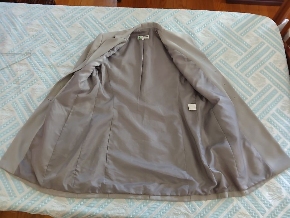 Vendo Fato Calça Senhora