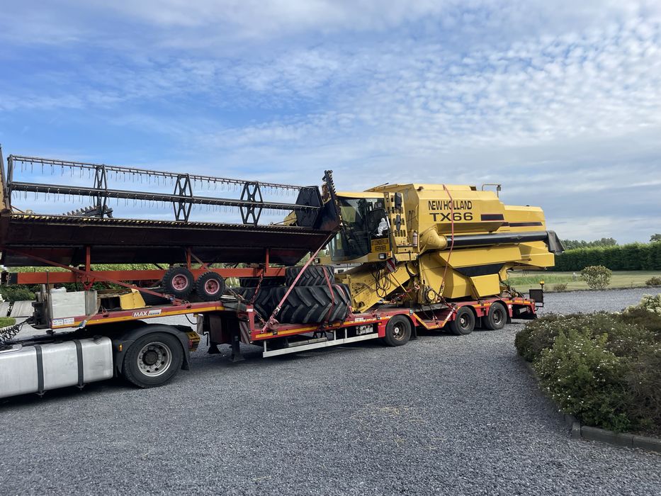 New Holland tx66