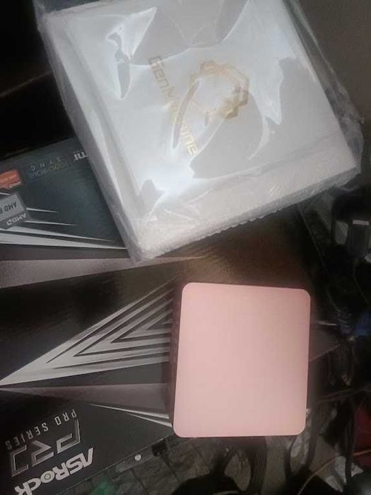 Міні ПК GenMachine з 8 ядерним Ryzen 7 4700U 8GB DDR4\SSD 256GB