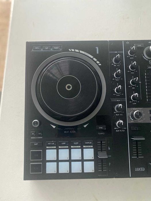Controlador DJ Hercules Inpulse 500