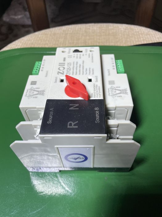 АВР електричний Автомат Введення Резезерву