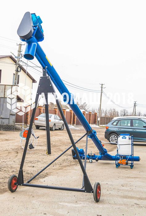 Транспортер для зерна. Шнековый погрузчик. Шнек 108х8000х380В