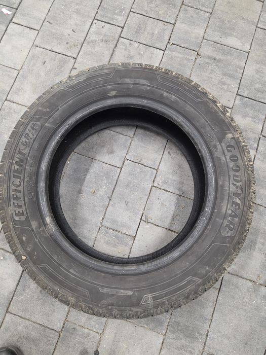 Opony 215 60 17c goodyear jak nowe 22rok
