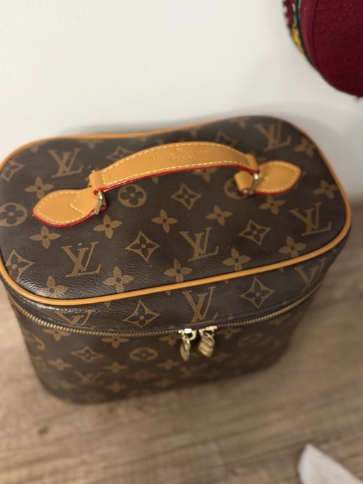 kosmetyczka LV (louis vuitton )