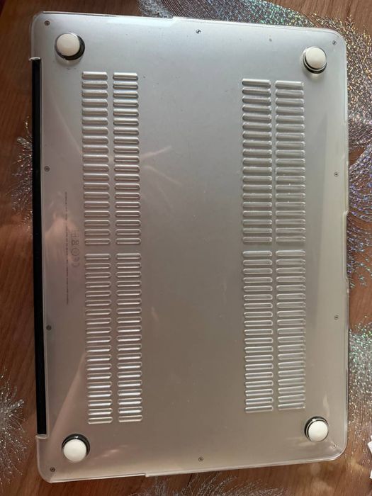 Продам MacBook Air 13(2017)