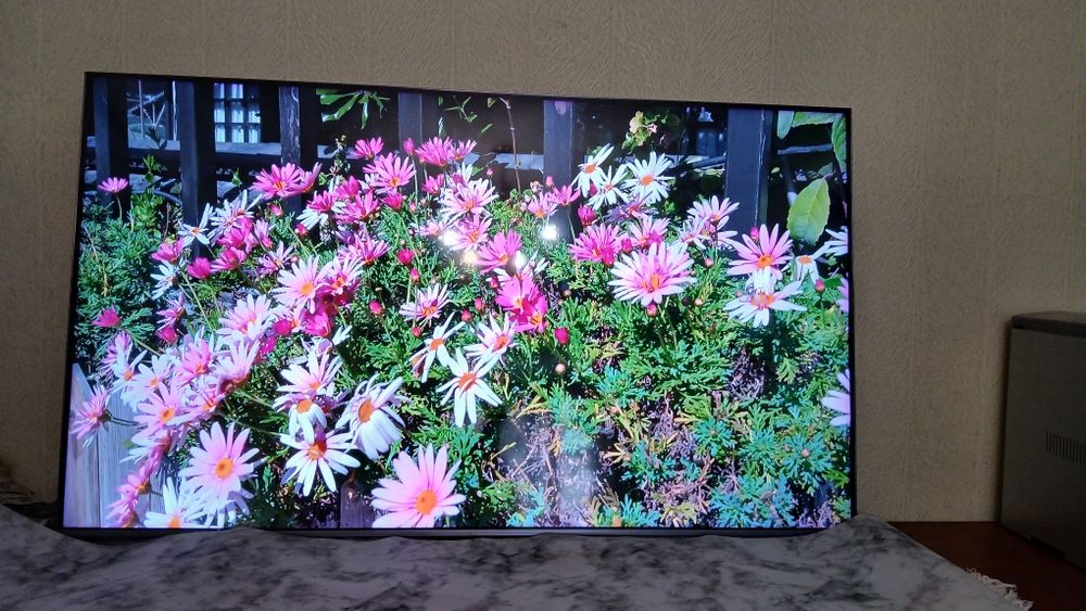 Телевізор TCL  55C715.