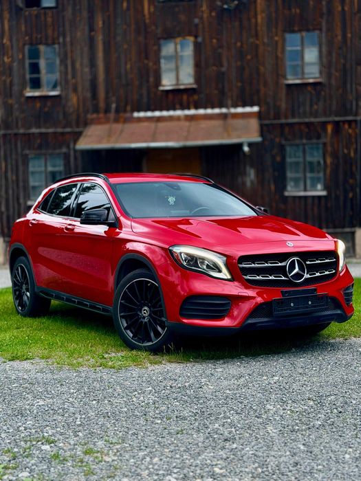 Mercedes Benz GLA250 AMG 2019
