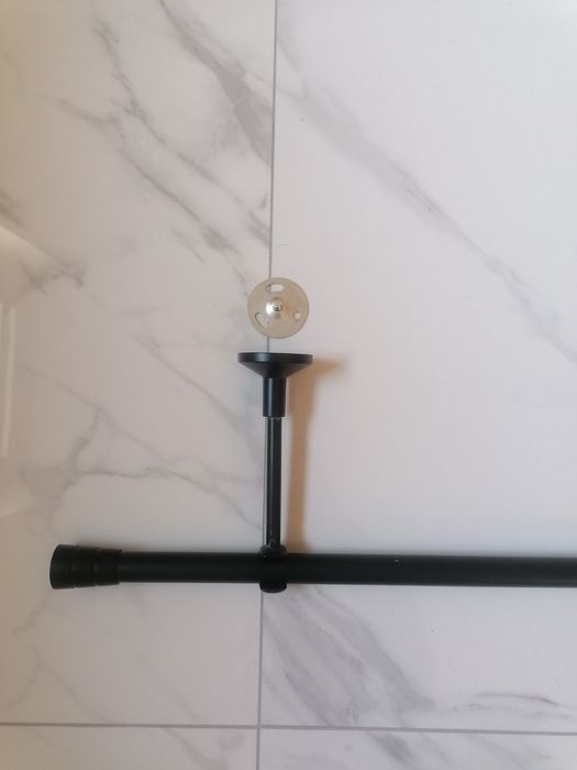 Karnisze aluminiowe kolor czarny