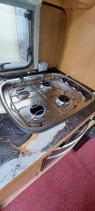 каравани  будинок на колесах кемпінг автодом причіп дача