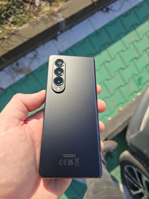 Samsung galaxy z fold 4 12/256 stan 9.5/10