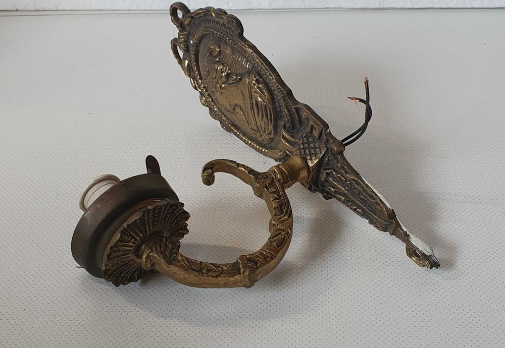 Candeeiro Aplique de parede, latão, 23cm, com figura feminina, anos 50