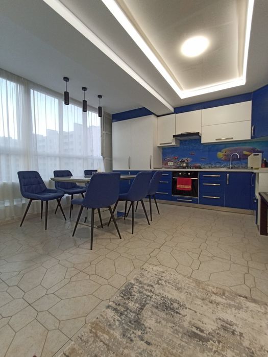 Продамо сучасну 2 кім.кв 81 м2  з евроремонтом в новому будинку р-н Ма