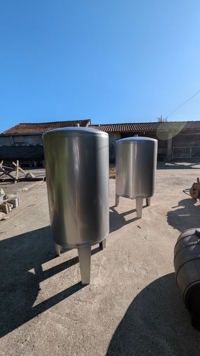 Cubas de vinho Inox Semi Novas (350L e 500L)