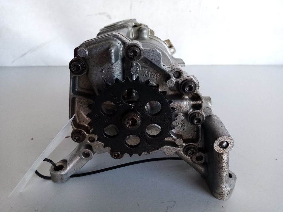 Bomba de óleo BMW 1 (F40)