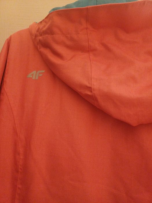 Piękna kurtka 4F r XXL