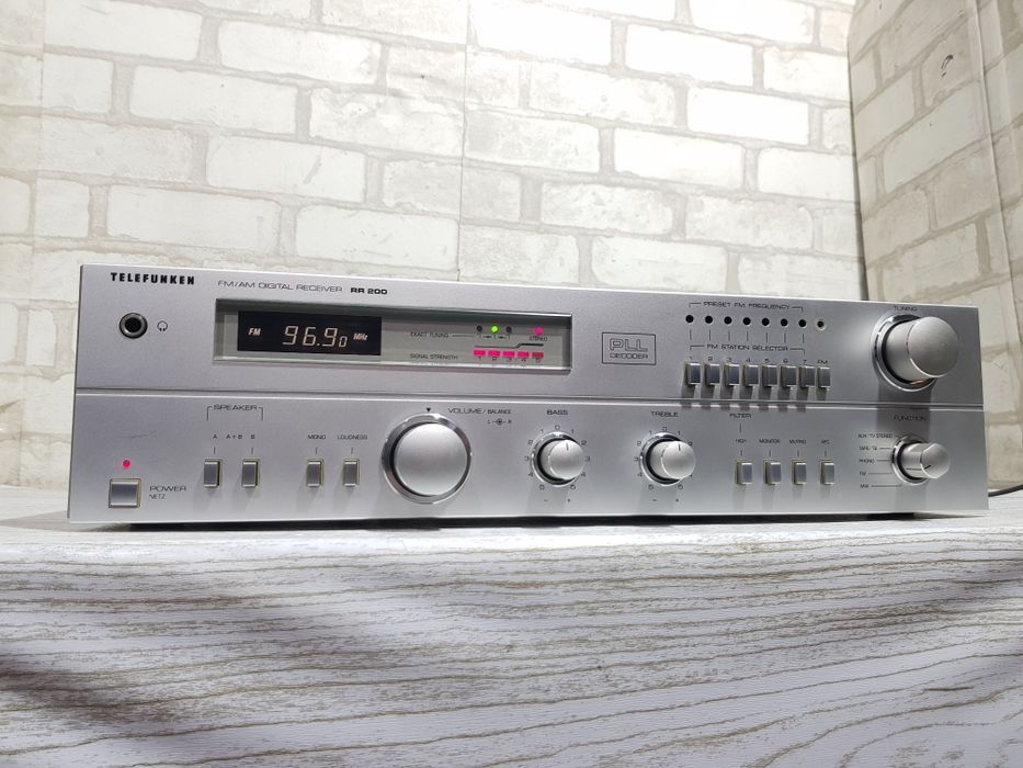 Стерео ресивер TELEFUNKEN RR200, *2x60 Вт, б/у з Німеччини