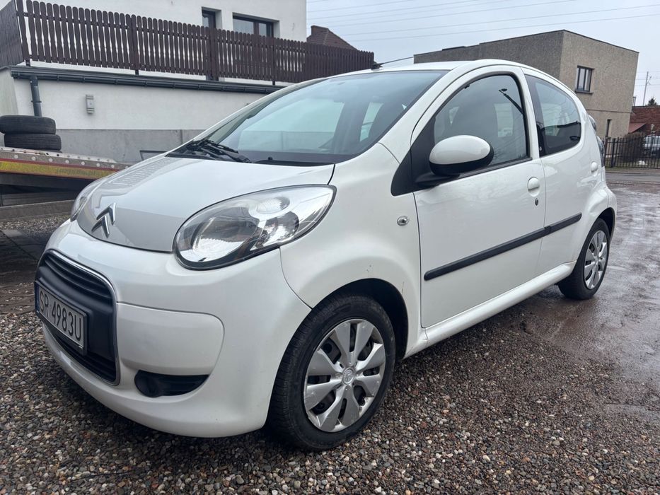 Bezproblemowa WYPOŻYCZALNIA samochodów osobowych LOTNISKO GDN