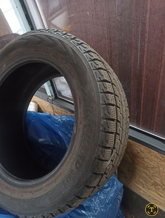 Зимова гума 255/55/18