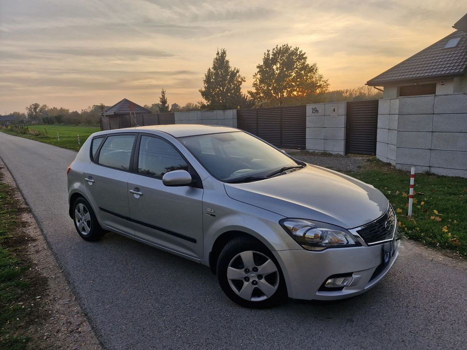 Kia Cee'd