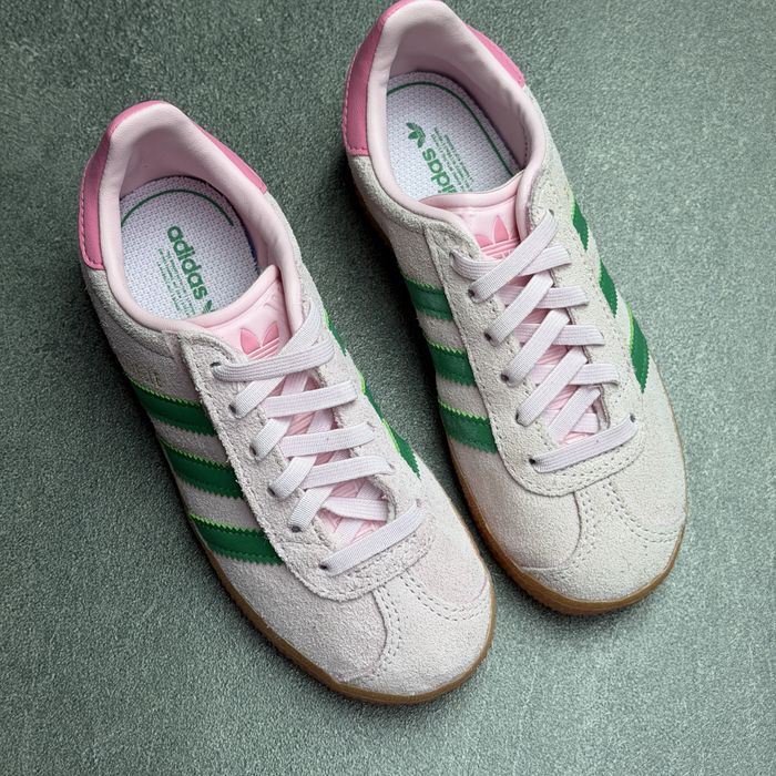28р.ОРИГІНАЛ 100% Дитячі рожеві кросівки для дівчинки адідас Adidas Gazelle JQ7837