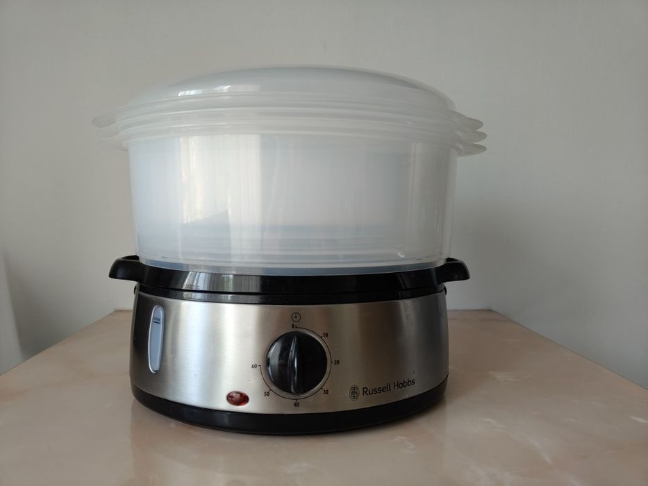 Parowar Russel Hobbs na