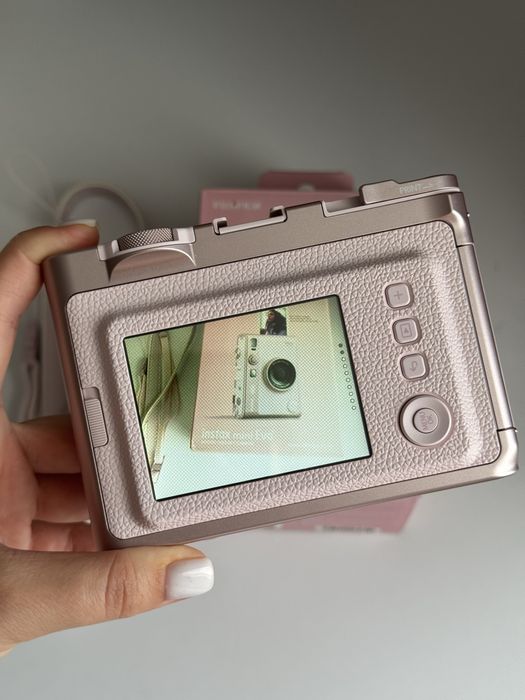 Камера миттєвого друку Instax mini evo , рожева