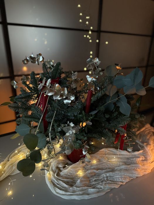 Новорічні композиції, різдвяний декор, прикраси, вінок.