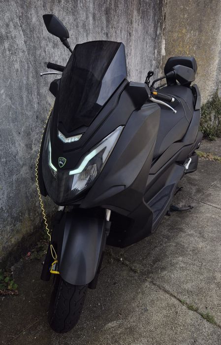 Scooter Mitt GTS 125