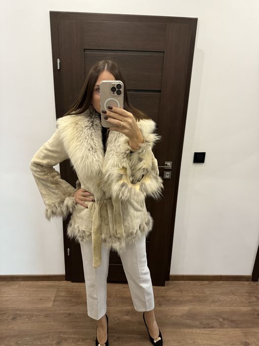 Futro naturalne z norek, obszycie lisem, rozm. M