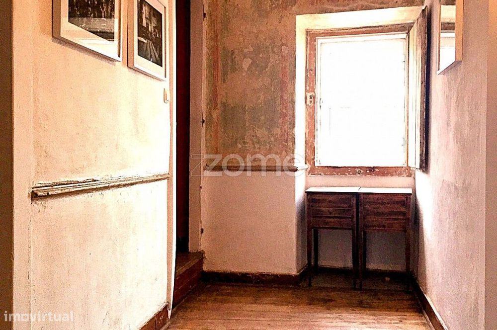 Duplex T1 Remodelado no Coração da Baixa de Setúbal | 90 m²