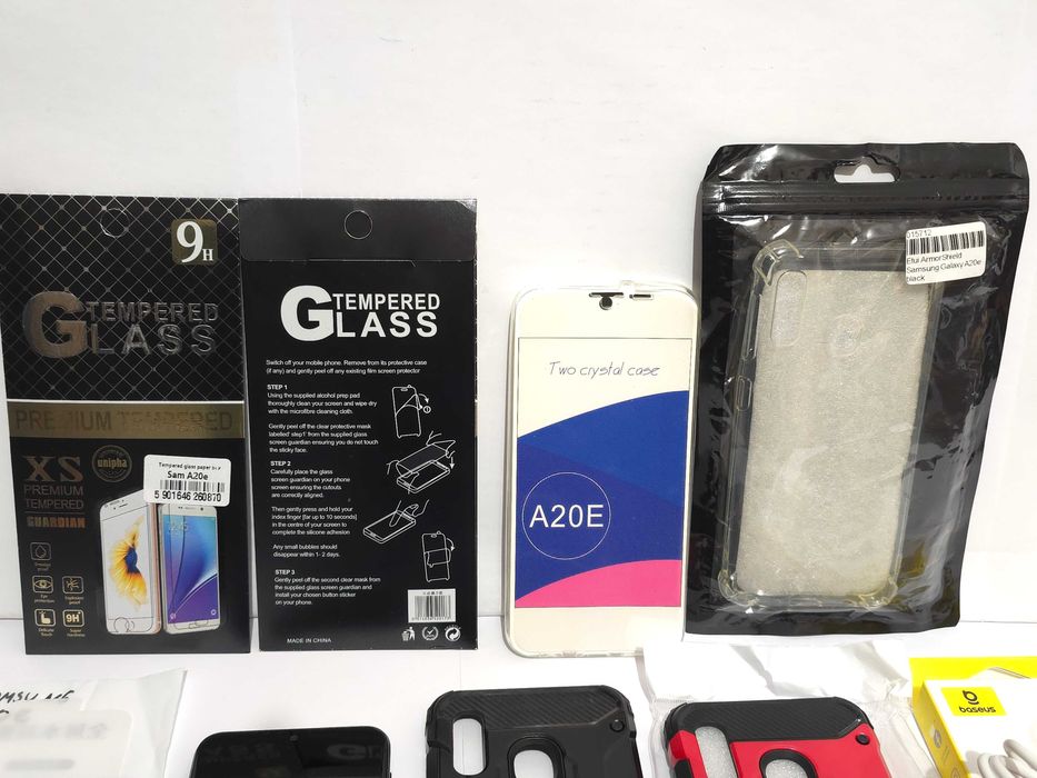 Duży zestaw SAMSUNG A 20 E telefon smartfon 4x etui 3z szkło kabel