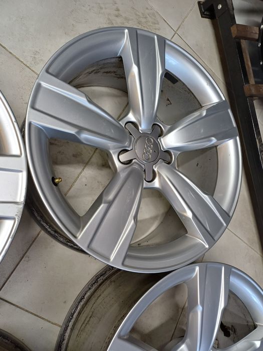 диски 5 112 18 Audi original, Skoda, Volkswagen
