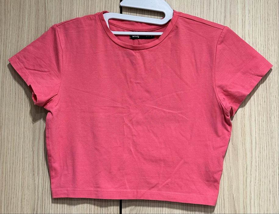 T-shirt 4-pak rozmiar XS/S Sinsay