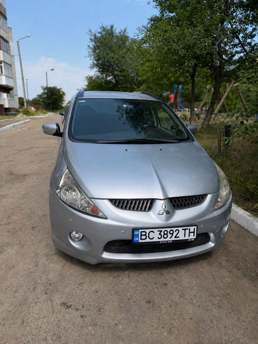 Продам Mitsubishi Grandis