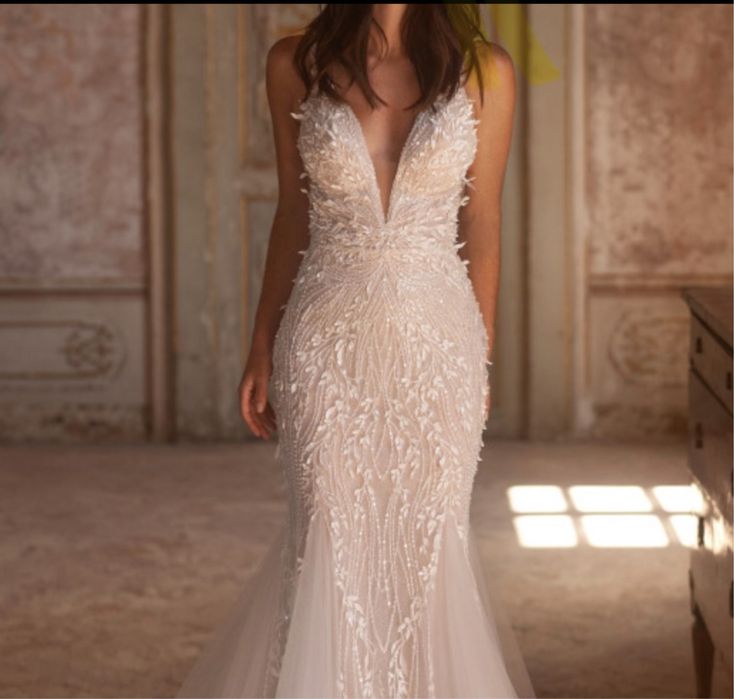 Suknia Ślubna Rybka z Welon Brokat 3m śląsk jak nowa