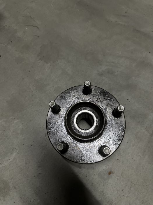 Ступиця колеса задня оригінал MAZDA CX-5