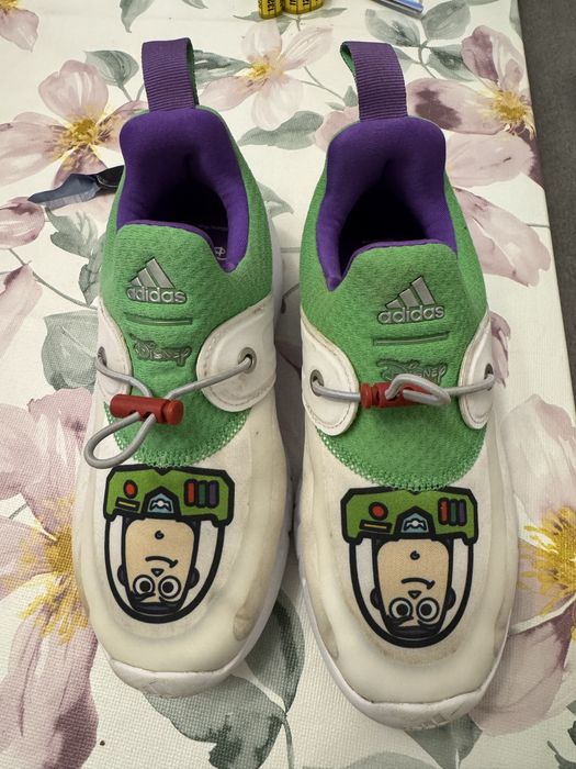 Кросівки Adidas 33 р.