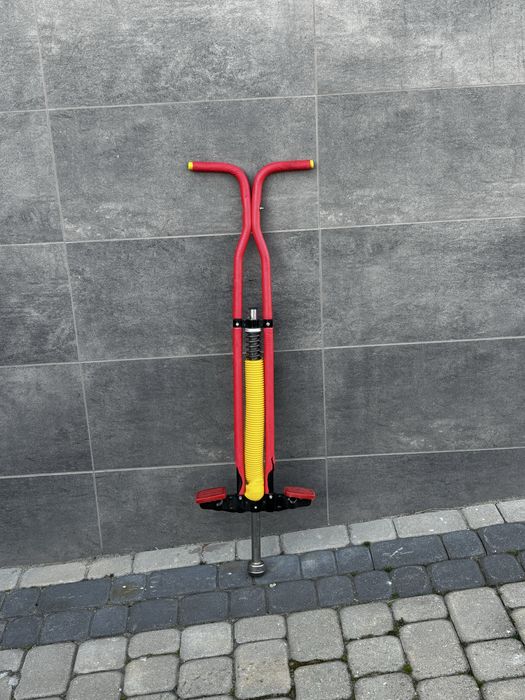 Skoczek pogo dla dużych dzieci