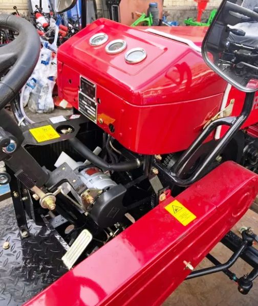 Трактор Шифенг SF-240 передній радіатор. Мінітрактор Shifeng. Львів