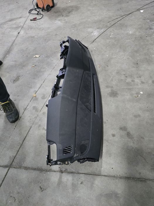 Deska konsola  q5 80A