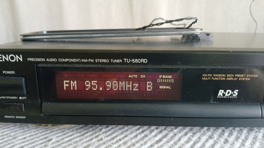Denon TU 580 R  , стереотюнер .