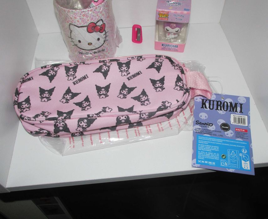 Conjunto Escolar Hello Kitty/ Kuromi Sanrio