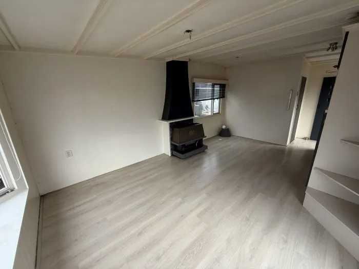 LINDA CASA COM 1 QUARTO