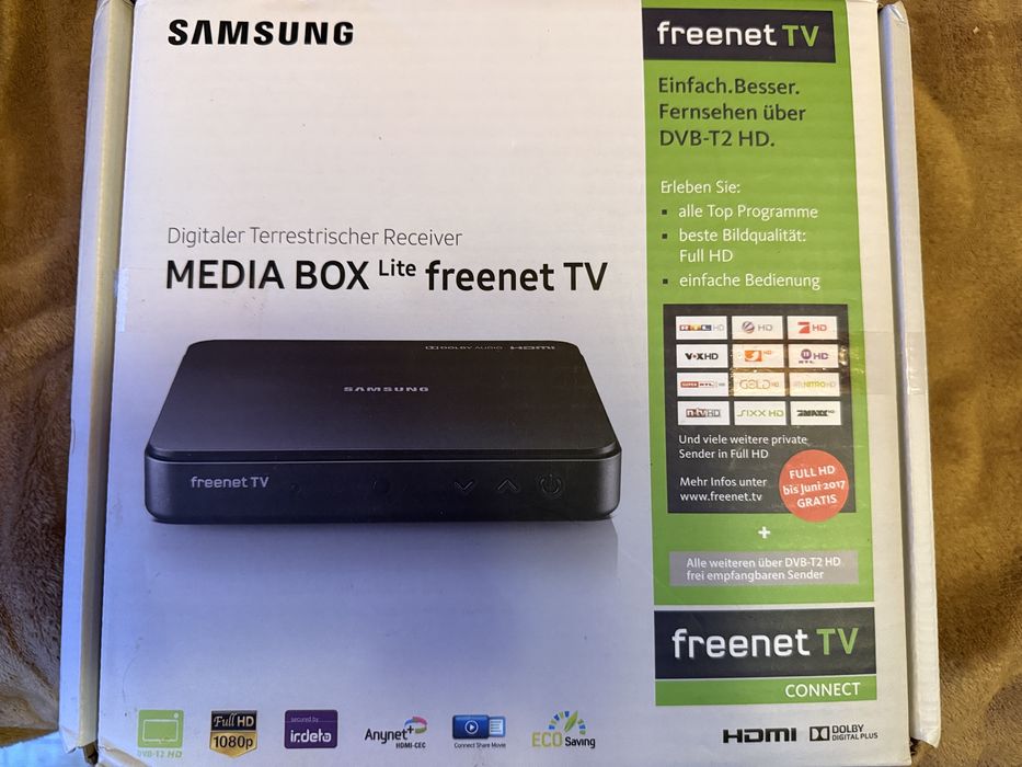 Dekoder DVB-T2 HD Samsung GX-MB540TL, komplet + gratis Wi-Fi adaptet