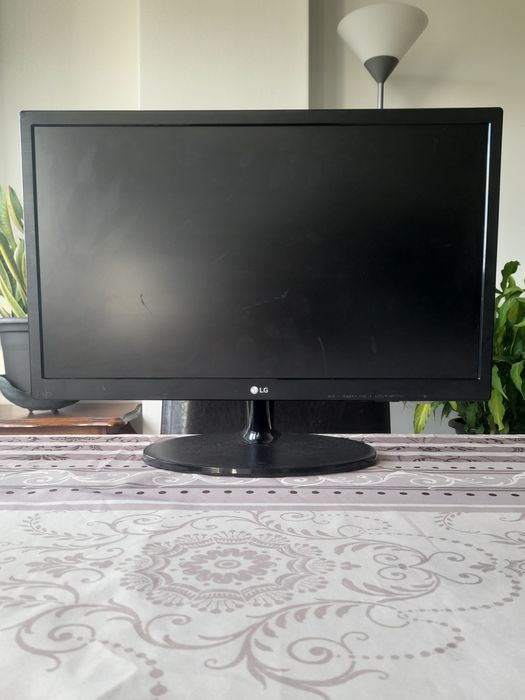 Computador PCDiga e Monitor LG

Ou c