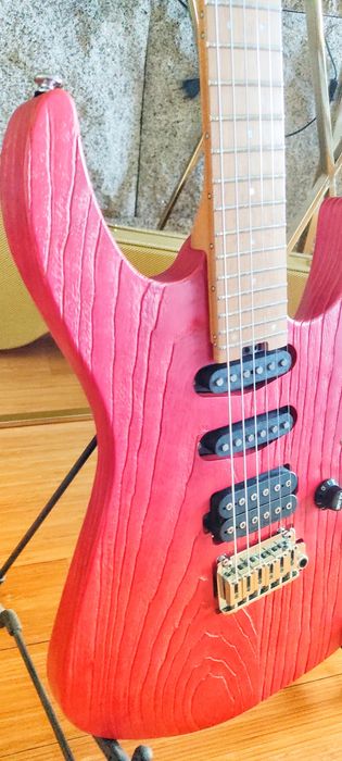 Charvel Pro-Mod DK 24 HSS 2pt Red Ash