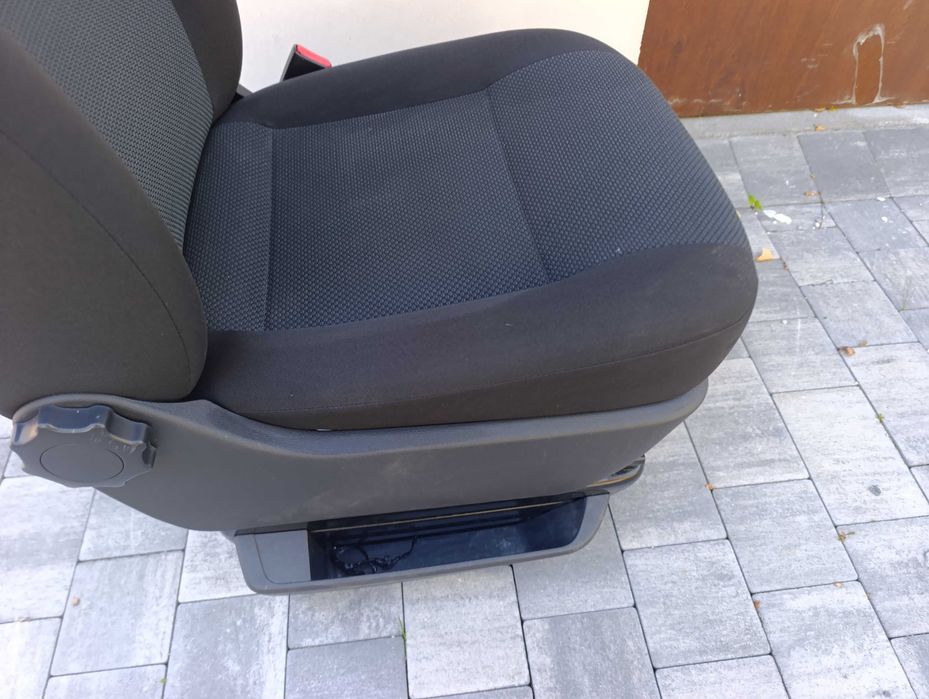 Fotel pasażera przód VW T6 prawy pasażer pojedynczy SIMORA